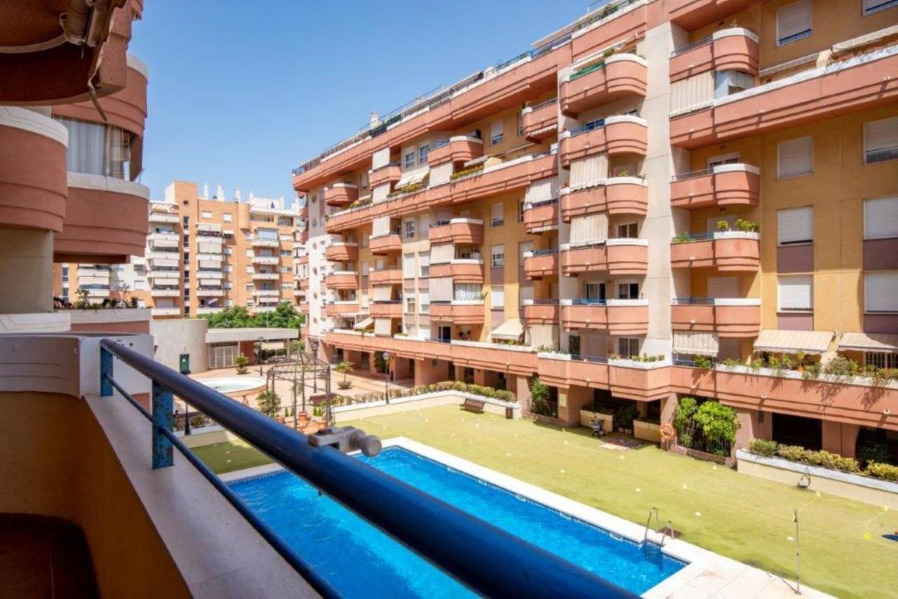 Apartamento Piscis Litoral مالقة المظهر الخارجي الصورة