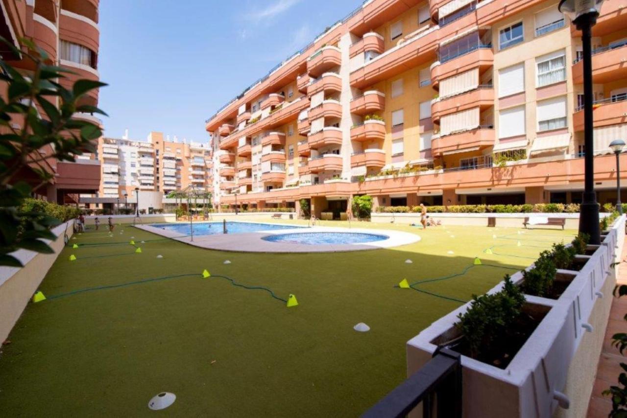 Apartamento Piscis Litoral مالقة المظهر الخارجي الصورة